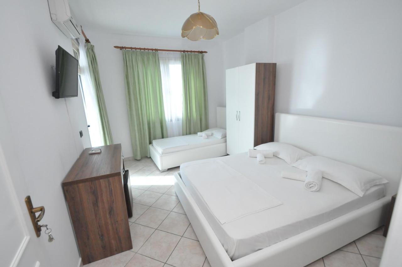 Grand G&T Hotel Shkallnur Luaran gambar