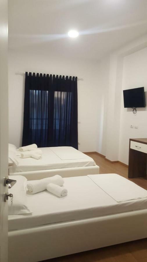Grand G&T Hotel Shkallnur Luaran gambar